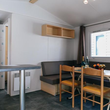 Castell Montgri - Mobile Homes By Lifestyle Holidays レスタルティット 部屋 写真