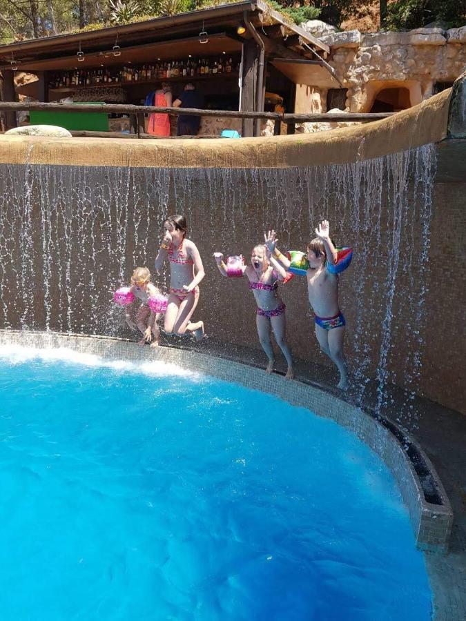 Castell Montgri - Mobile Homes By Lifestyle Holidays レスタルティット エクステリア 写真