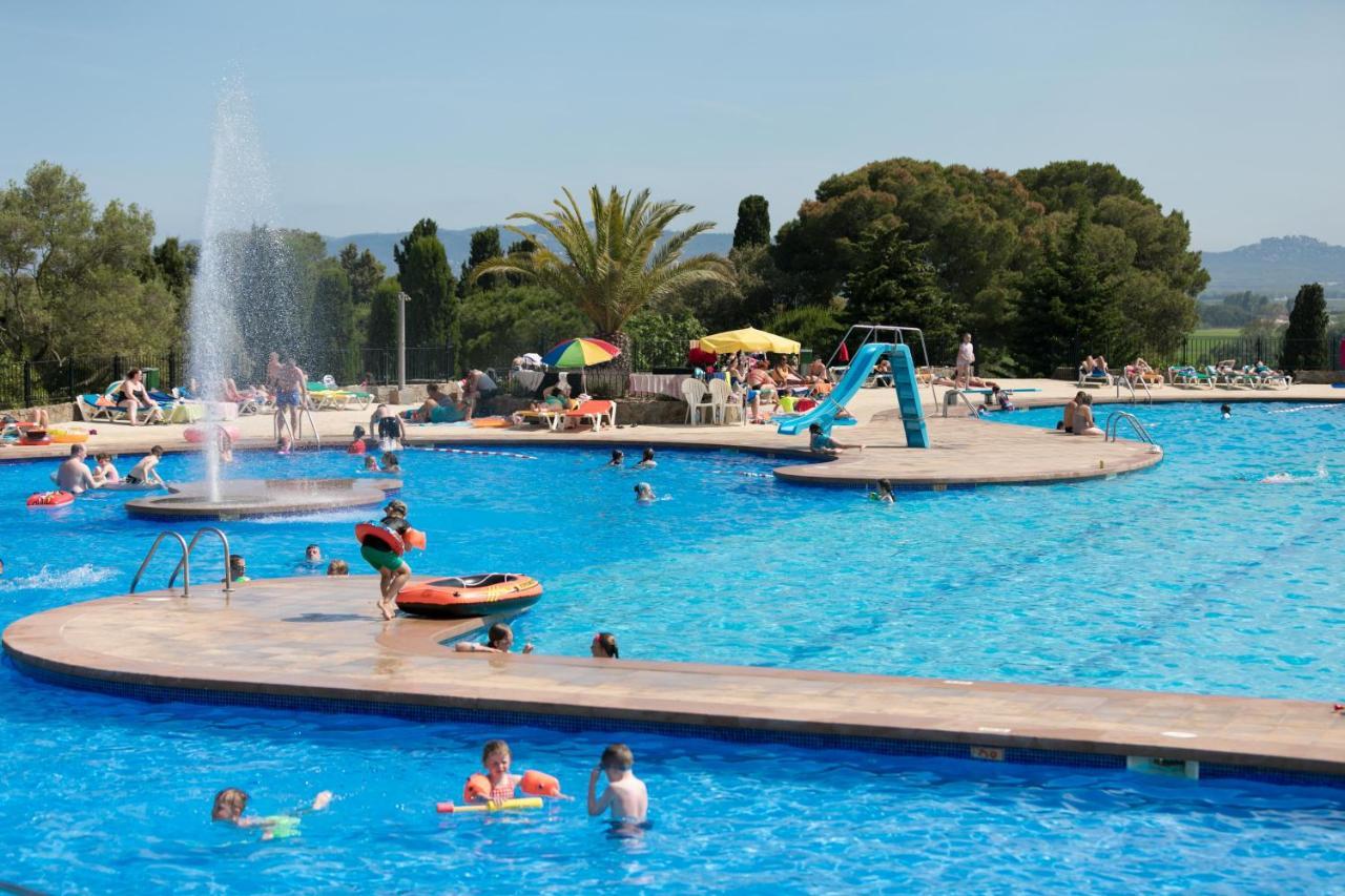 Castell Montgri - Mobile Homes By Lifestyle Holidays レスタルティット エクステリア 写真