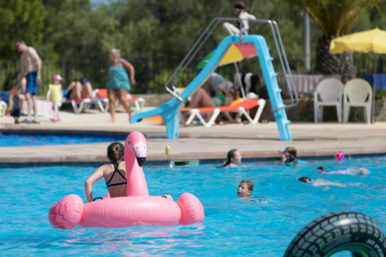 Castell Montgri - Mobile Homes By Lifestyle Holidays レスタルティット エクステリア 写真