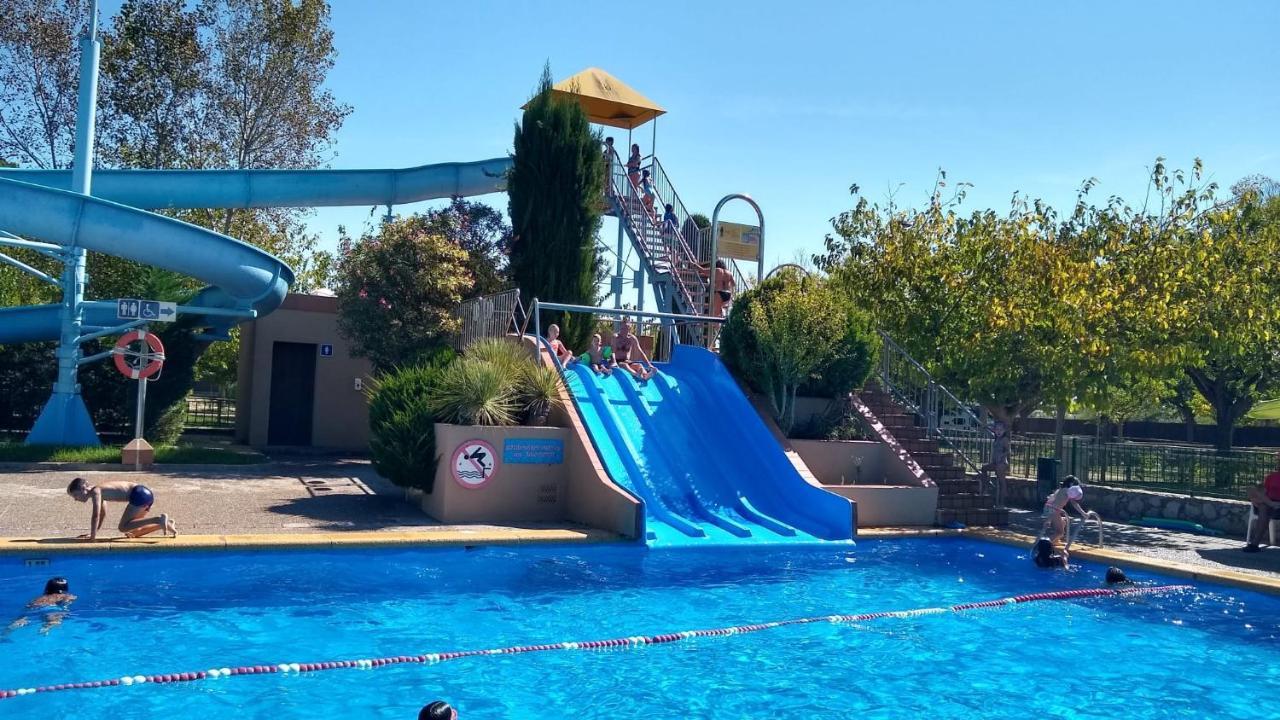 Castell Montgri - Mobile Homes By Lifestyle Holidays レスタルティット エクステリア 写真