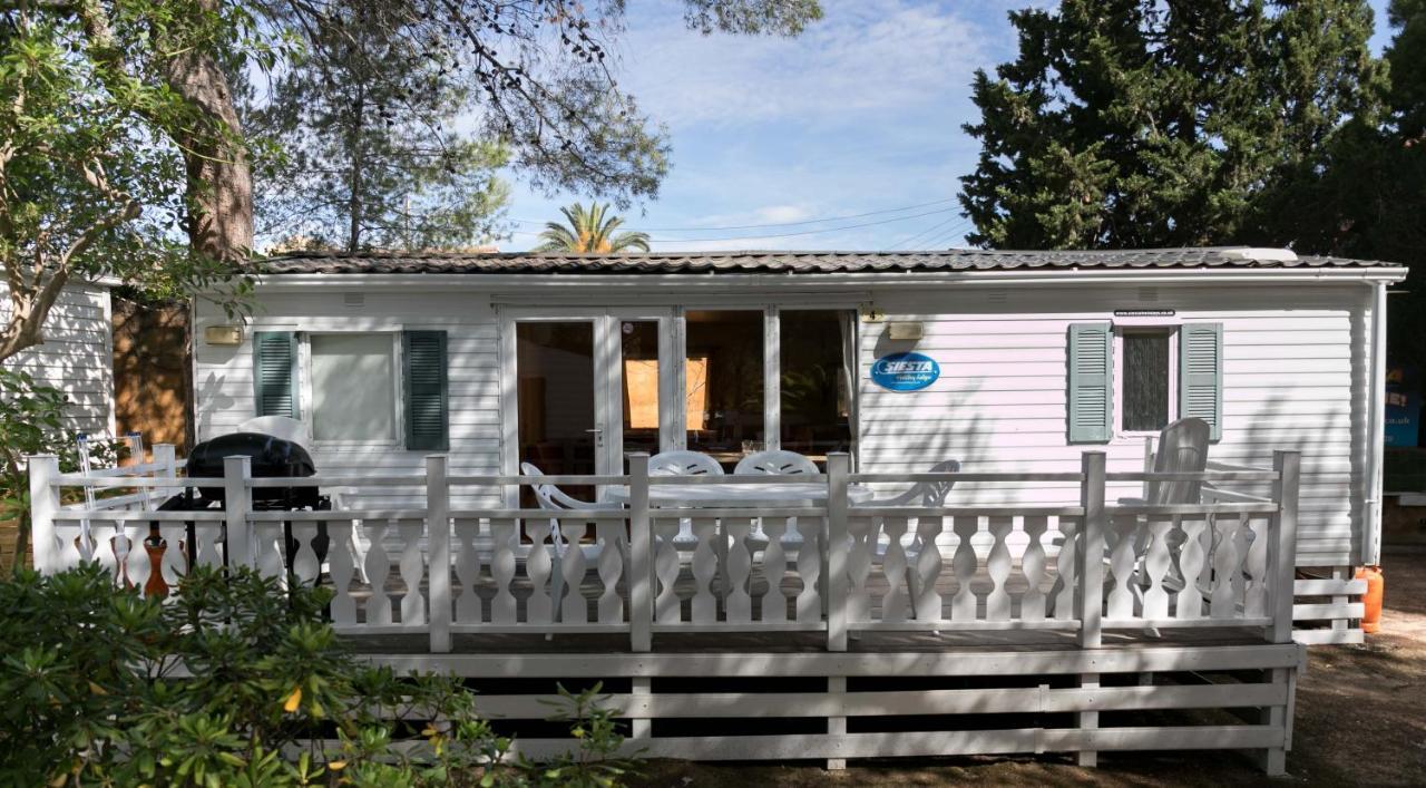 Castell Montgri - Mobile Homes By Lifestyle Holidays レスタルティット エクステリア 写真